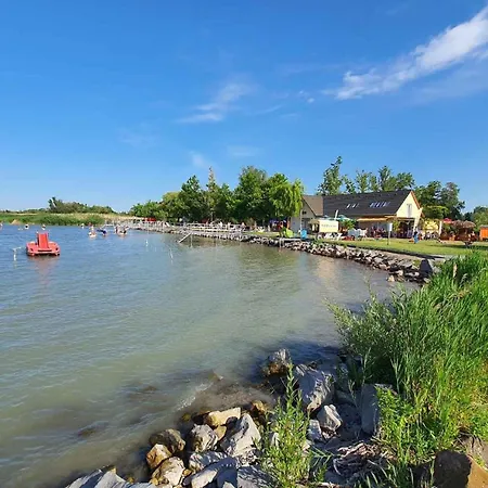 Homes In Balatonmariafuerdo 19438 Balatonkeresztúr